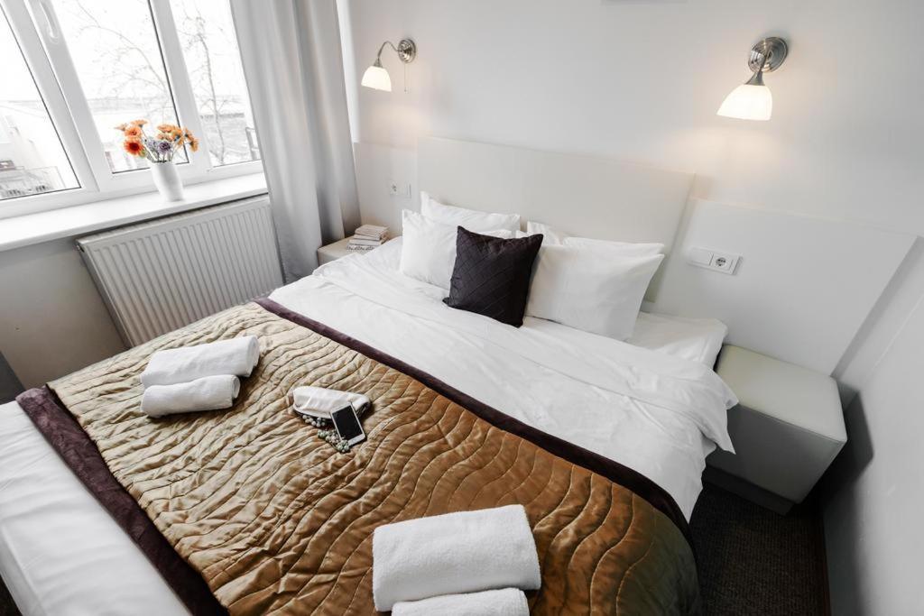 Happy Inn Kaunas Extérieur photo